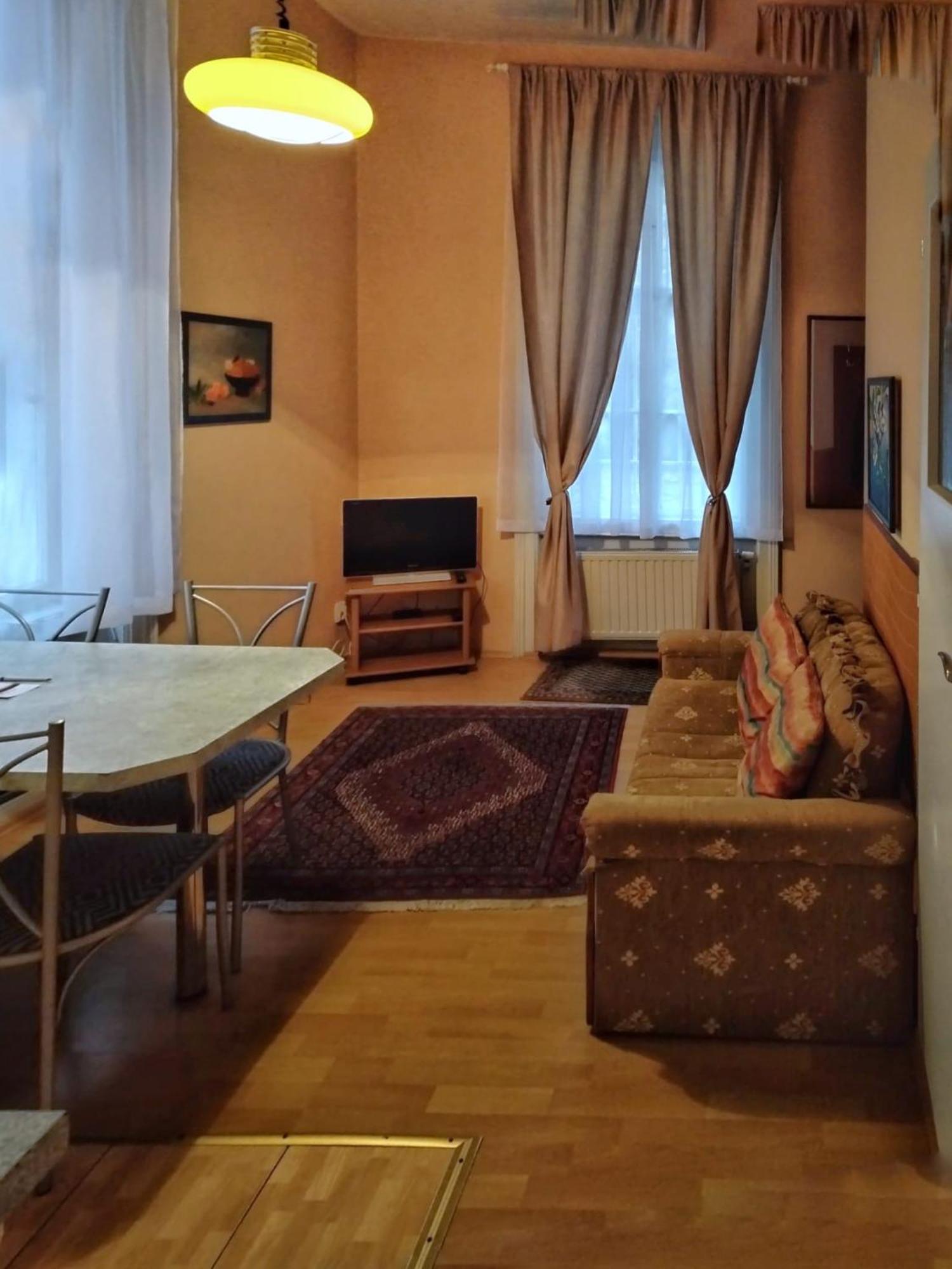 Delux Kolonada Apartment Karlovy Vary Ngoại thất bức ảnh