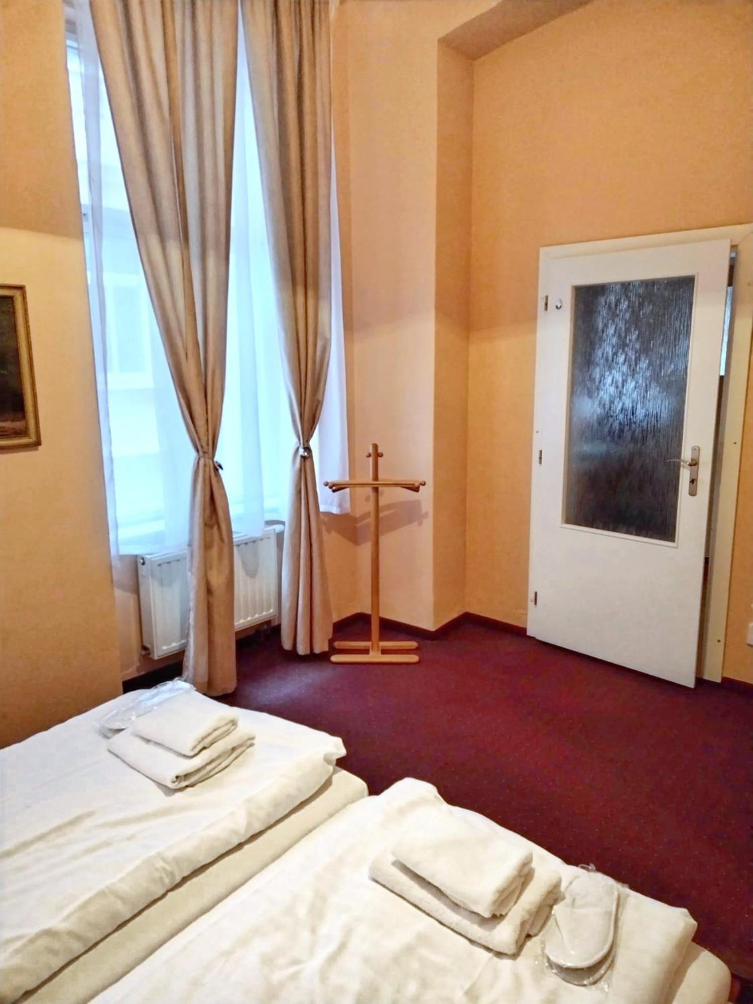 Delux Kolonada Apartment Karlovy Vary Ngoại thất bức ảnh